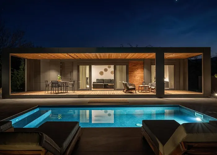 Villa Thespis 3 *