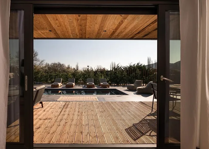 Thespis 3 Villa